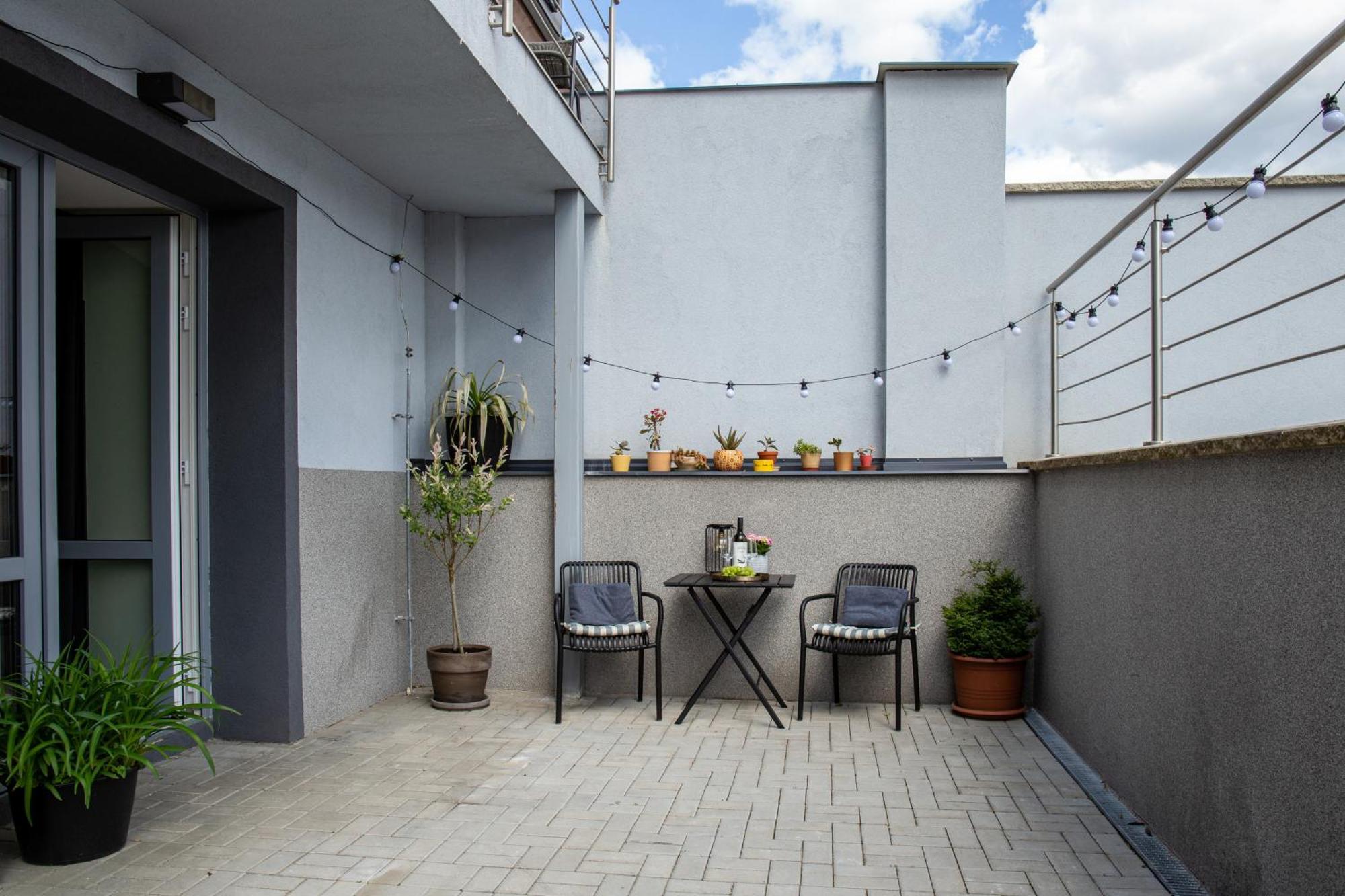 Apartman Yellow Submarine Se Slunnou Terasou Kutna Hora Exterior photo